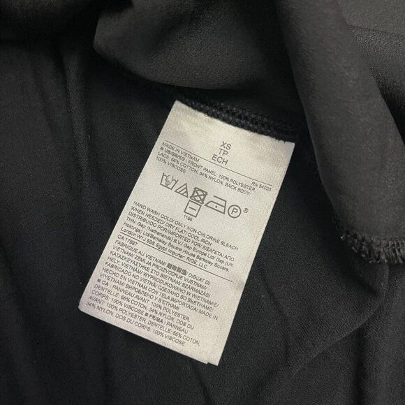 Banana Republic Sleeveless Blouse - Picture 7 of 7